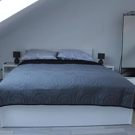 Marmi Διαμέρισμα Darlowko